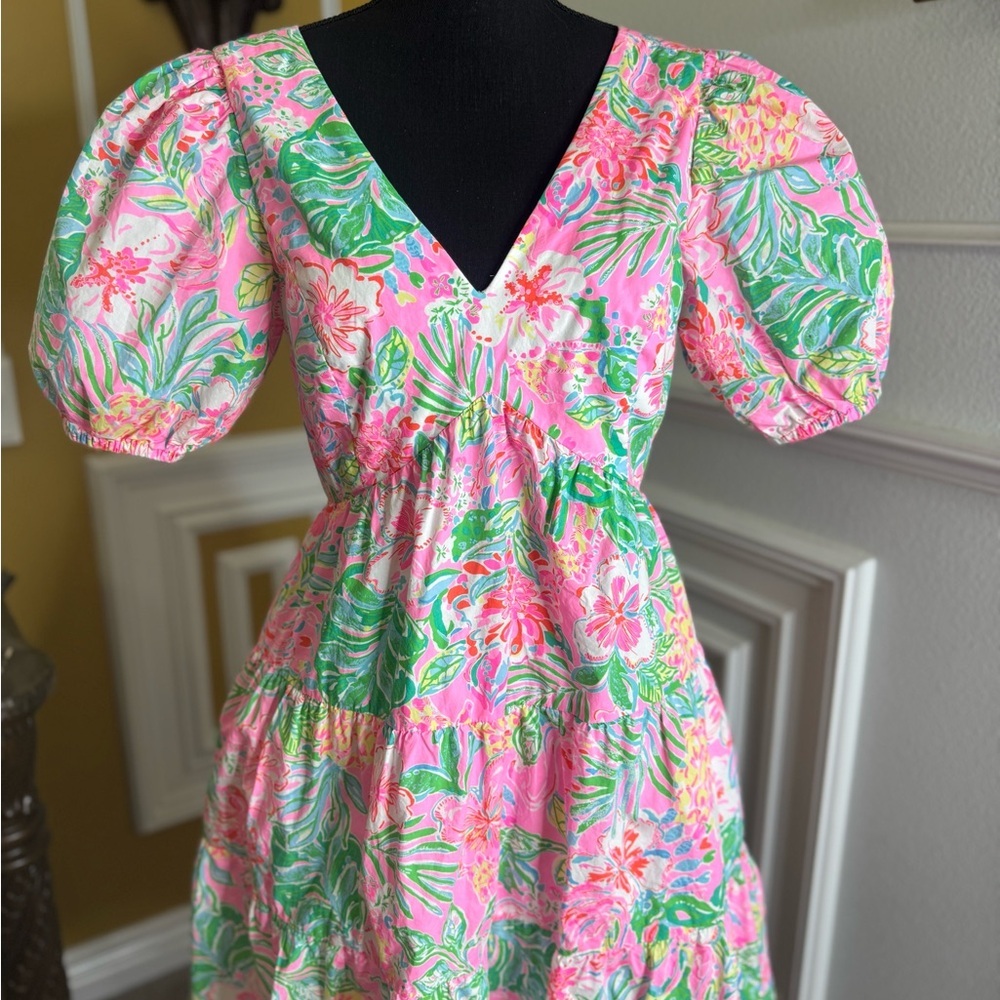 Lilly Pulitzer
Nalani Dress Floral V-Neck Puff Sleeve Dress - Picture 9 of 12